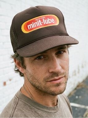Vintage 80s 90s Minit-Lube Quaker State Trucker Hat Brown Mesh Snapback Racing
